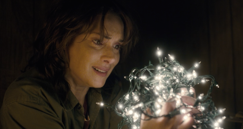 Illustration for article titled Winona Ryder's Stranger Things Vindicates the '80s Teen Movie Mom